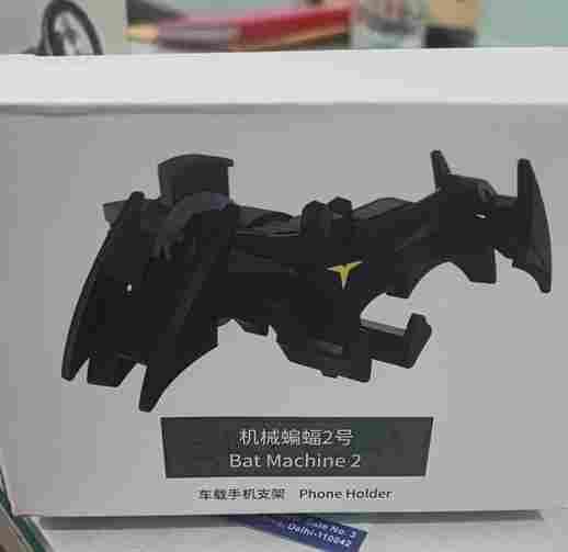 Phone Batman Car Holder in Car - TrendBug
